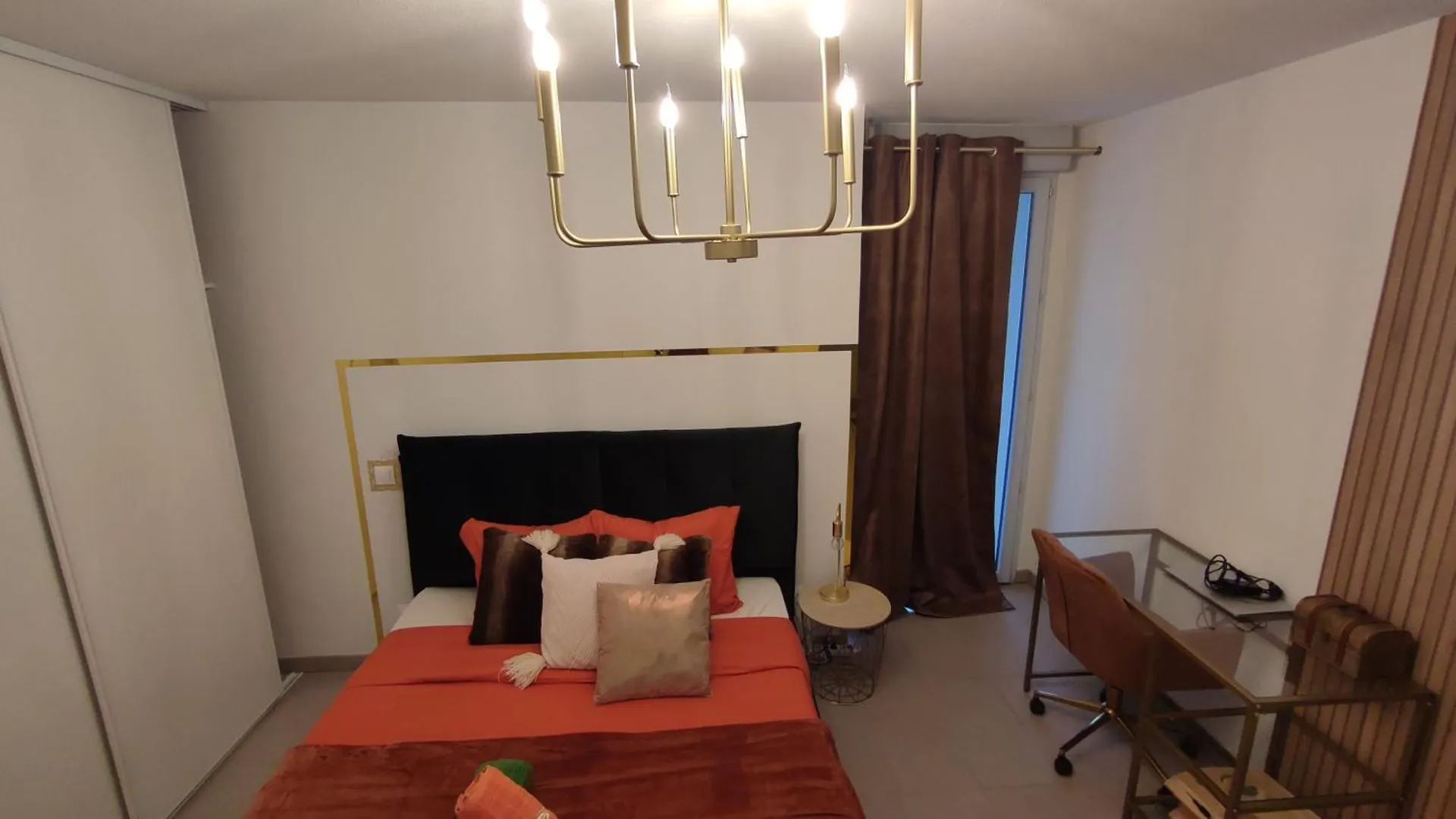 Escal'Home Appart Design Au Pied De L'Aeroport, Parkings Blagnac Appartement