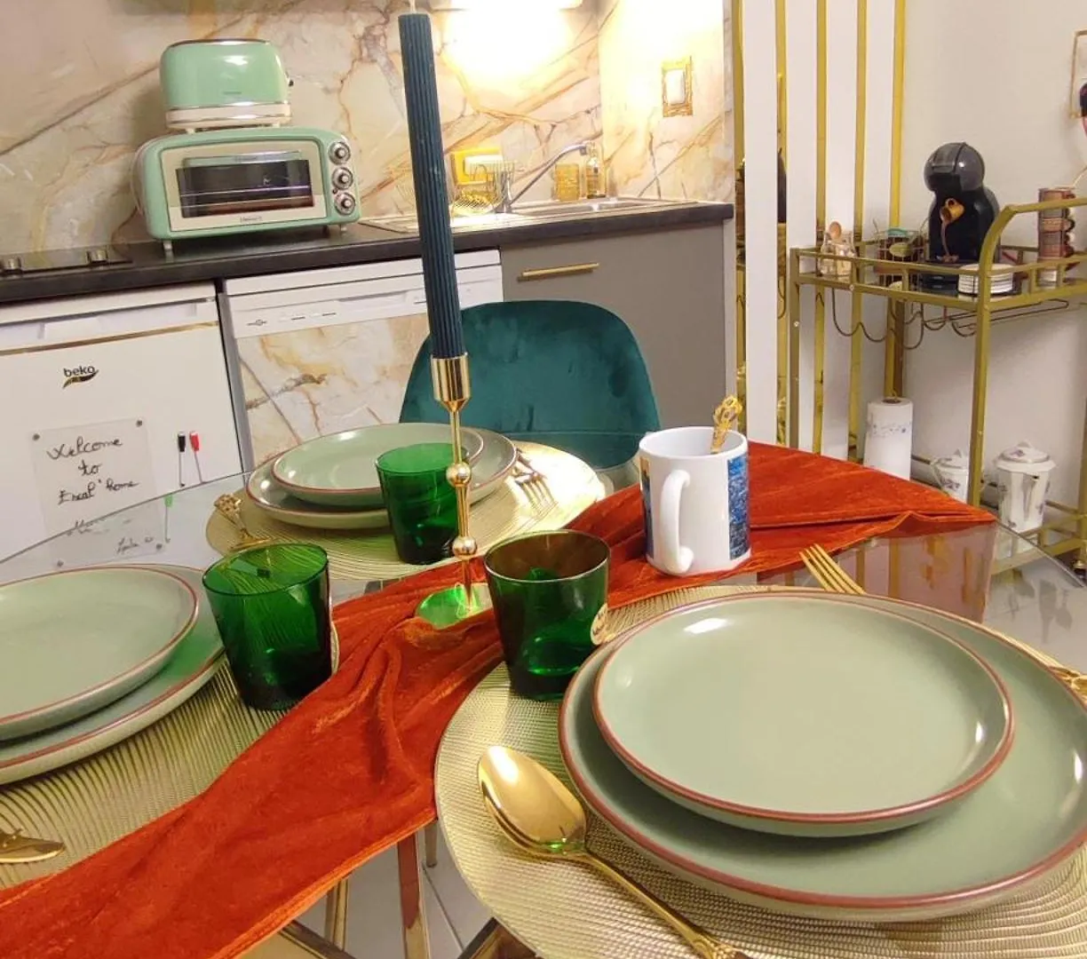 Appartement Escal'Home Appart Design Au Pied De L'Aeroport, Parkings Blagnac