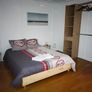 appartement-aux-airelles.fr-provencehotel.com/